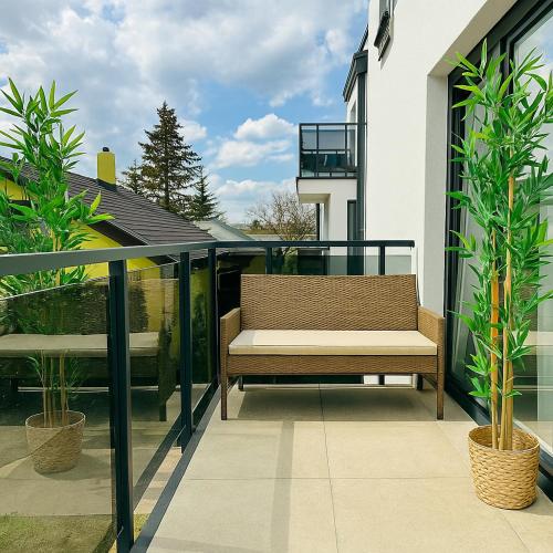 Modern Apartment with Garden & Free Parking