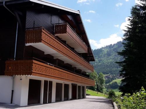 Charmant T2 avec Mezzanine, Balcon et Garage à 600m de la Télécabine du Linga - 5 Pers.