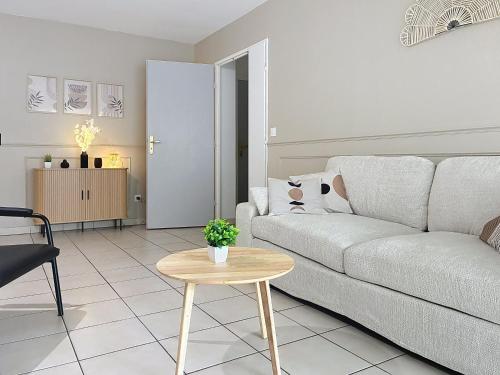 T3 climatisé avec terrasse et parking couvert à Sète