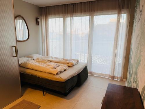 Rooftop Hideaway mit Whirlpool & Panorama