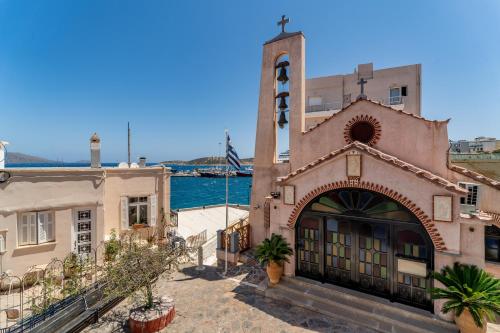 DREAMHOUSE by THE PORT