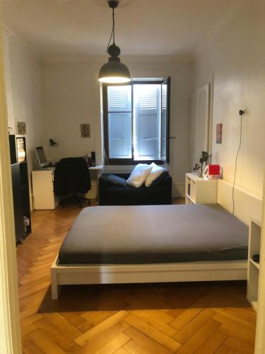 Luxurious appartment in front of lake and park