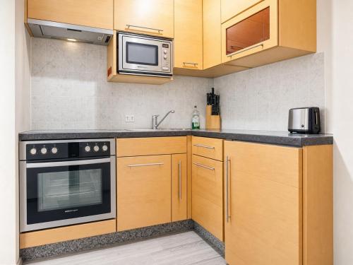 Cozy 1BR Apartment Near the City Center