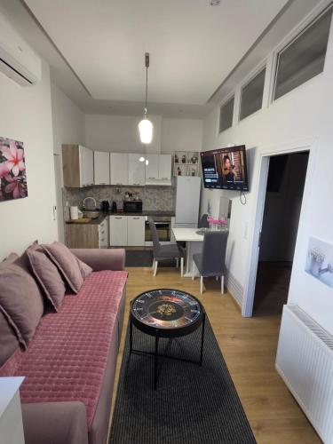 APARTMAN OAZA ZAGREB 42 m2 with Free Parking Self Check-in