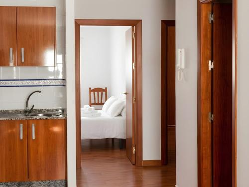 Apartamento 2 dormitorios con aire acondicionado Solo para familias y parejas 2 A