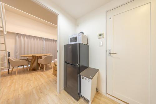 New Open,6-minute walk from Shibuya Station and 3-minute walk from Shinsen Station, Direct access to major stations on the Yamanote Line, EV available, 4 people ,Loft house