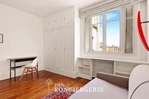 Elegant studio