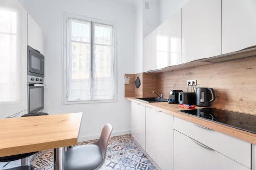 Nice Renting - BARLA - Bright 2 Rooms Nice Port Easy Access to Monaco