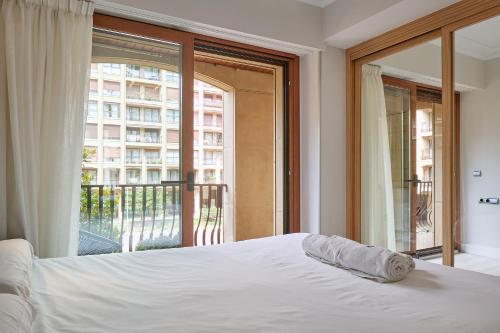 Bermingham - Basque Stay