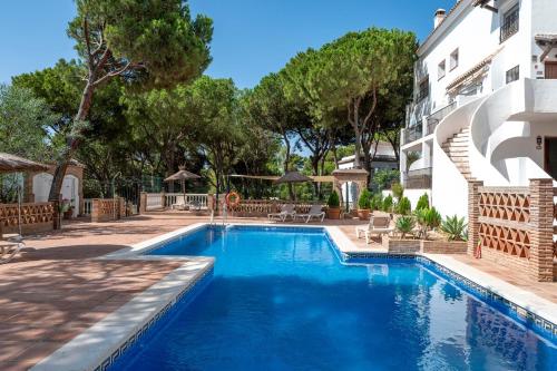 LXR Nueva Andalucia 2 BEDROOMS Aloha Golf