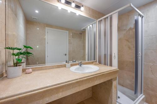 LXR Nueva Andalucia 2 BEDROOMS Aloha Golf
