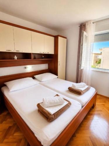 Apartment Kike, near beach & old town