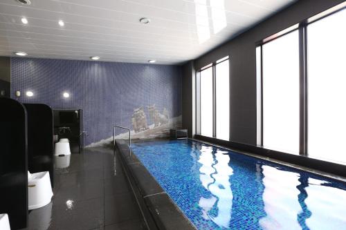 Almont Hotel Naha Kenchomae