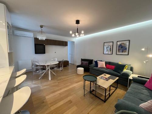 Superbe appartement neuf à Paris 16ème Quai de Seine 3 chambres
