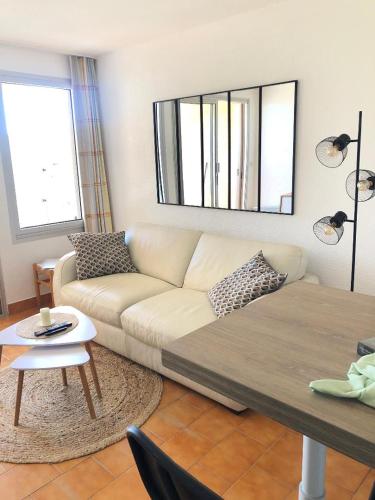 One Bedroom Sea View by Sweet Accommodation