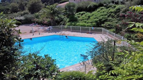 One Bedroom Sea View by Sweet Accommodation