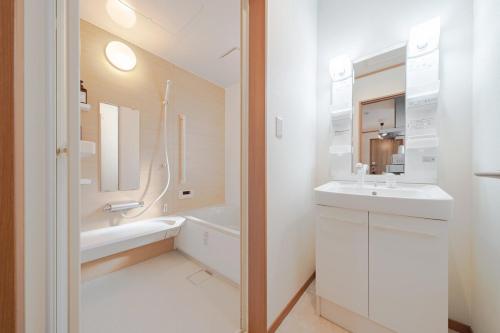 Oshiage house