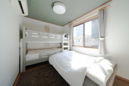 Oshiage house
