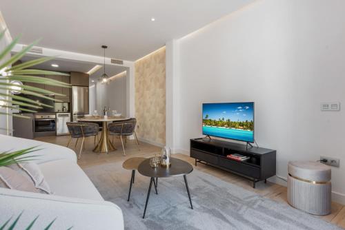 Ayres Boutique Apartment - Estepona Old Town
