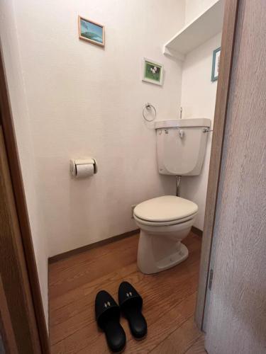 R302 About a 3minute walk from JR Nishi-Ogikubo St,