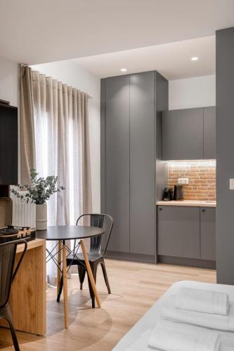 City Apartment in Keramikos