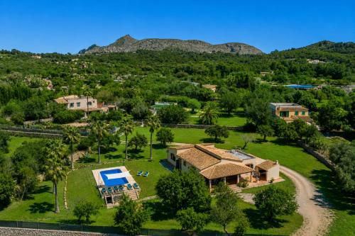 Villa Can Gallina by Homevillas360