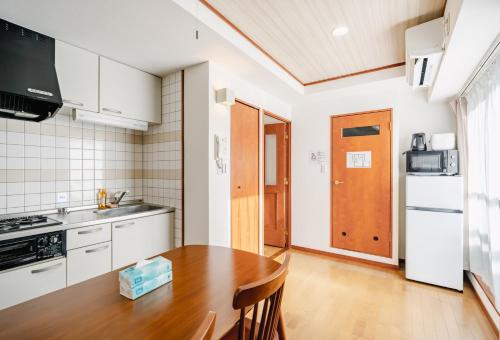 シャルムビルズ松屋町03