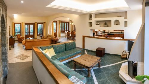 Mountain Breeze Sanctuary with View near Volos