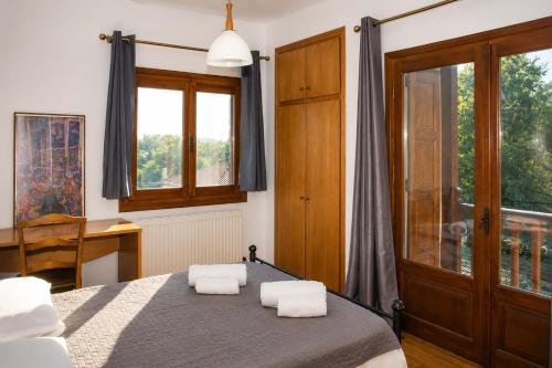 Mountain Breeze Sanctuary with View near Volos