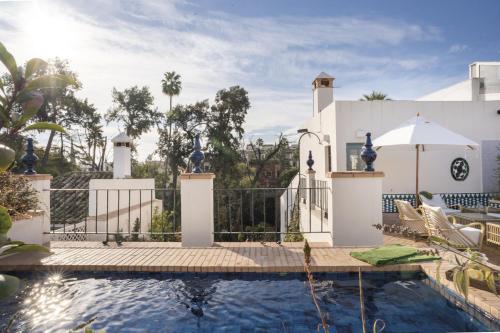 Mariana de Pineda by Home at Homes