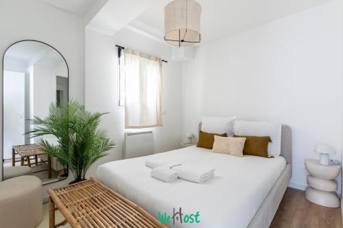 Paris Getaway: Charming 30m² Flat for 4