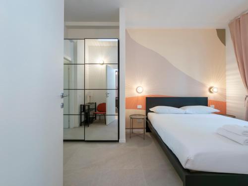 Modern Large Apartment, Bocconi 10 min Walk, Porta Romana, 4 Guests