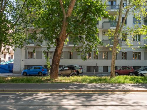 Modern Large Apartment, Bocconi 10 min Walk, Porta Romana, 4 Guests