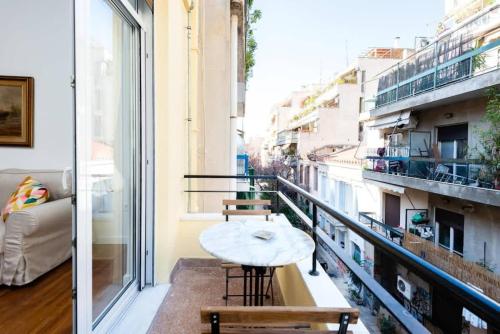 zen peace, exarchia