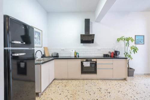 Zen Spacious, Psirri