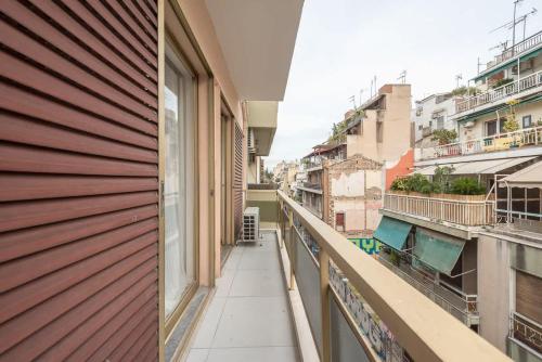 Zen Bright, Exarchia