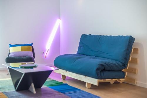 Zen Bright, Exarchia