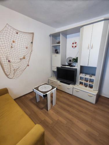 Studio apartman Ana