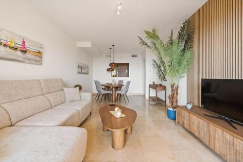 Duquesa Village - Seaview Apartment