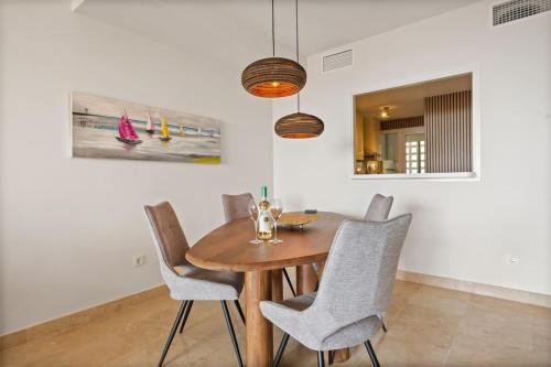 Duquesa Village - Seaview Apartment