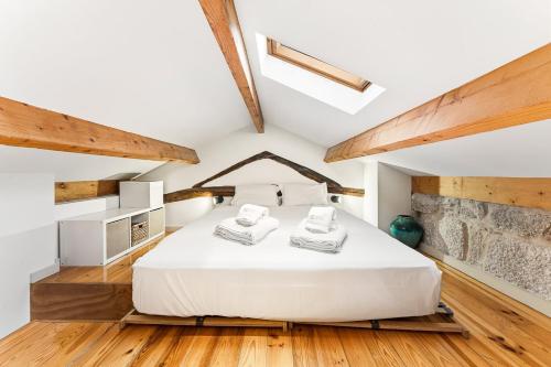 GuestReady-Cosy Studio with Balcony in Porto