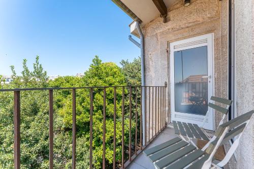 GuestReady-Cosy Studio with Balcony in Porto