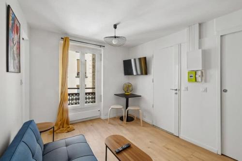 Central and Bright 1BR- Near Parc Monceau