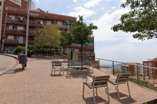 Bunkers del Carmel View Apartment with Balcony