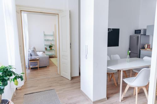 Η κουζίνα ή μικρή κουζίνα στο Chill apartments