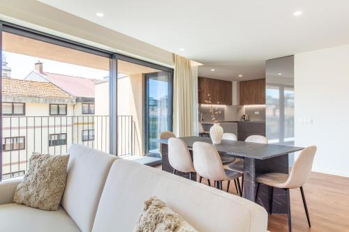 Polacos Residence by LovelyStay
