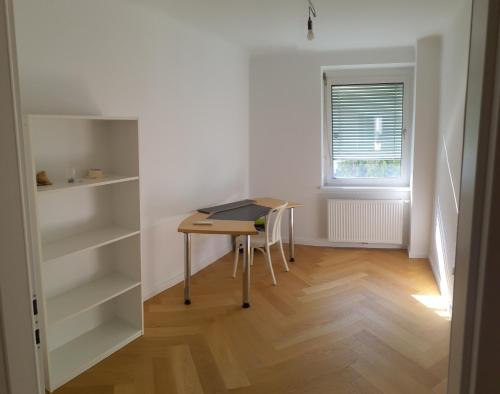 Top Apartment