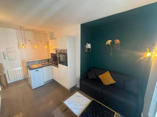 Charming 2-Bedroom Apartment in Pariss Vibrant 19th Arrondissement
