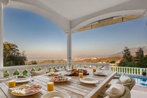 Grand Villa with Amazing Golf & Sea View Marbella