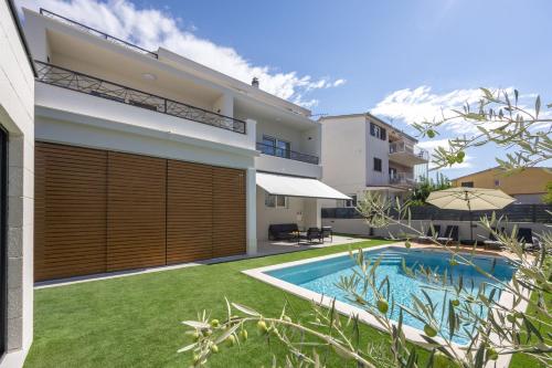 Holiday home JOlive